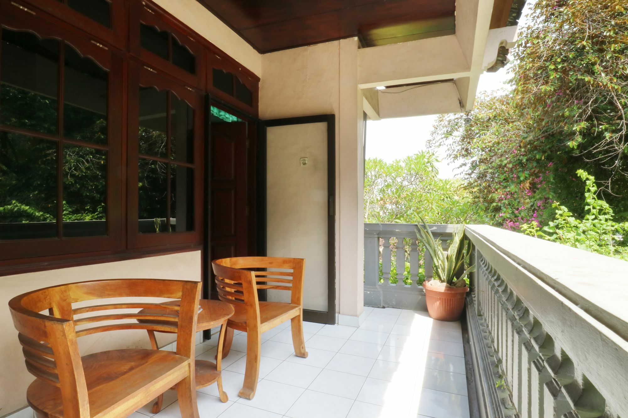 Mustika Inn Kuta Lombok Zewnętrze zdjęcie